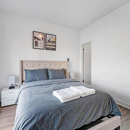 Charming And Cozy Condo Apartment Гатіно Екстер'єр фото