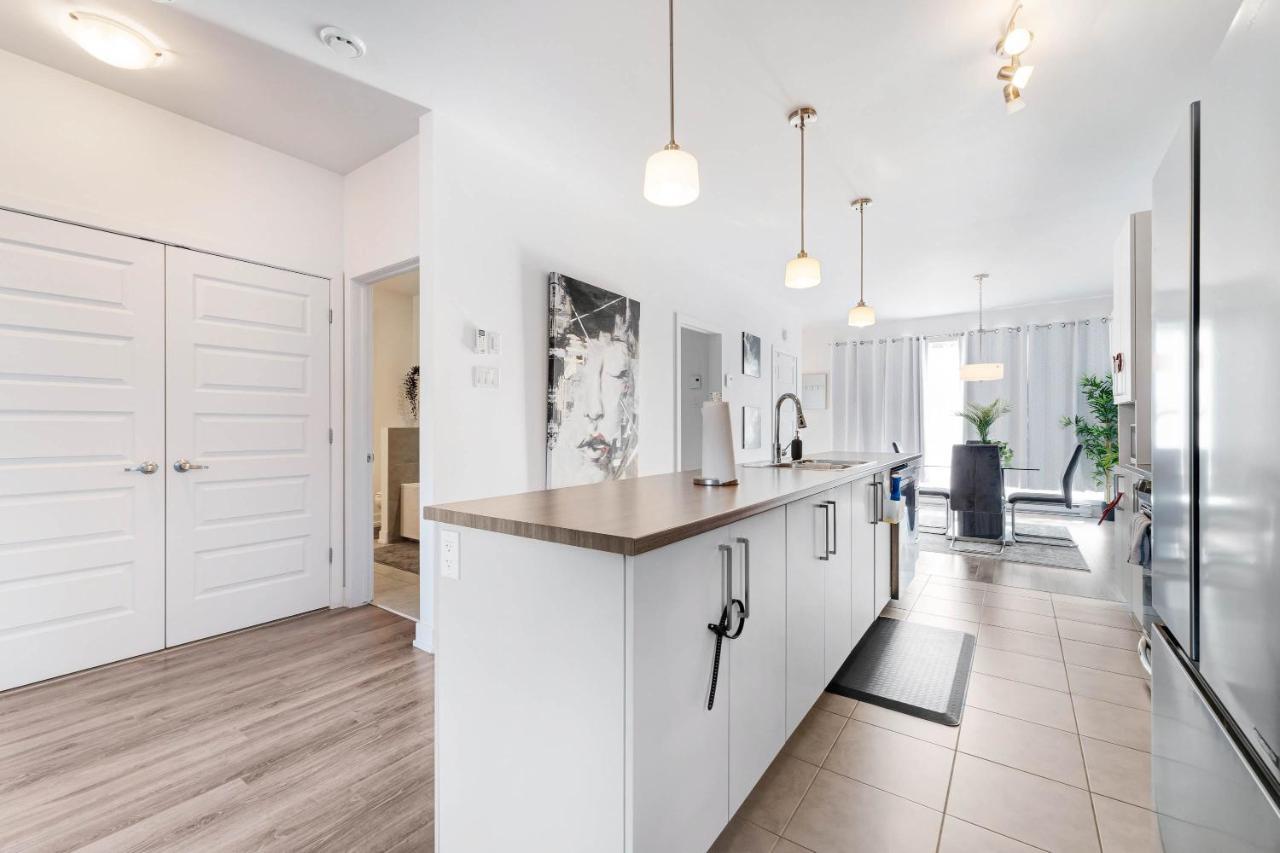 Charming And Cozy Condo Apartment Гатіно Екстер'єр фото