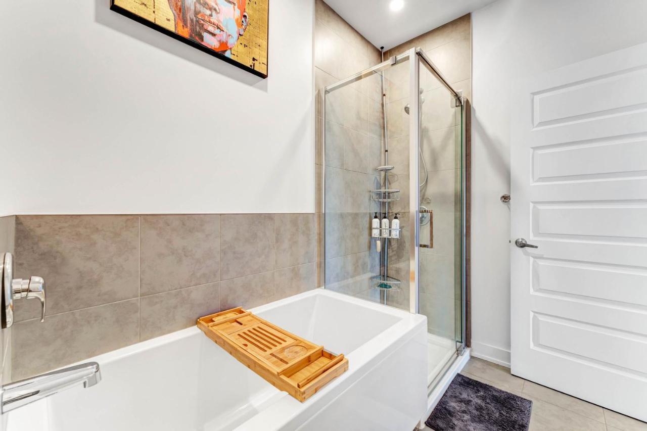 Charming And Cozy Condo Apartment Гатіно Екстер'єр фото